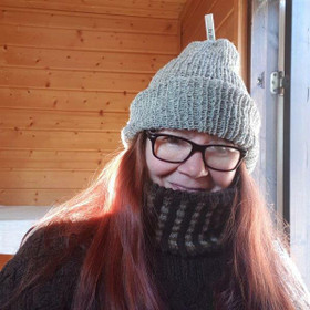 * Aava-avantomyssy Pirtin Nappi ohut vaaleanharmaa, koko S-L 