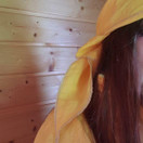 Saara-saunahuivi Aurinko 100 % pellava n. 115x55 cm XS-M