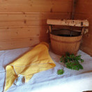 Saara-saunahuivi Aurinko 100 % pellava n. 115x55 cm XS-M