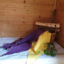 Saara-saunahuivi Orvokki 100 % pellava n. 160x70 cm M-XL